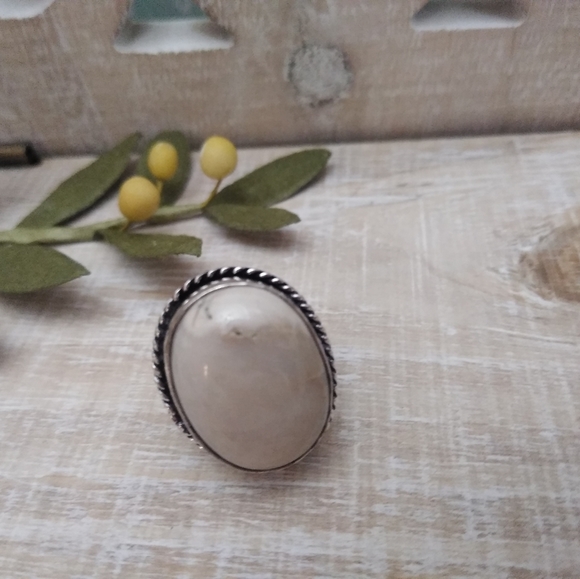 2 RING SET SILVER-STONE RINGS NWOT - Picture 8 of 10